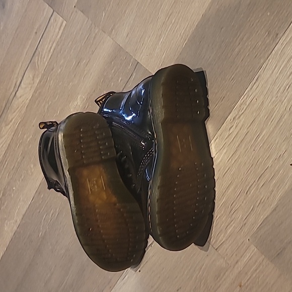 Dr. Martens Kids 1460 Patent Leather Boots in Black Kids Size 10 - Picture 5 of 7